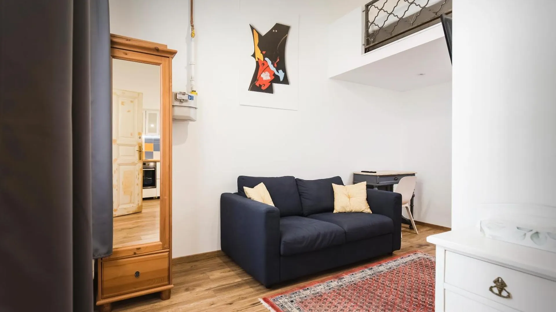 Budapestayz - Izabella Studios Magyarország