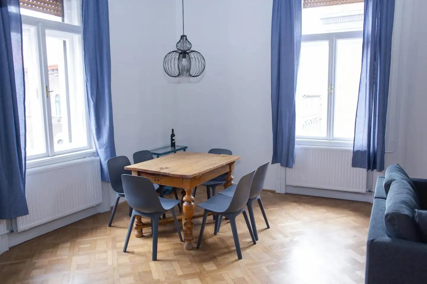 Budapestayz - Izabella Studios 0*, Budapest