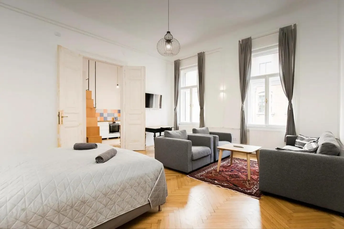 Budapestayz - Izabella Studios Magyarország