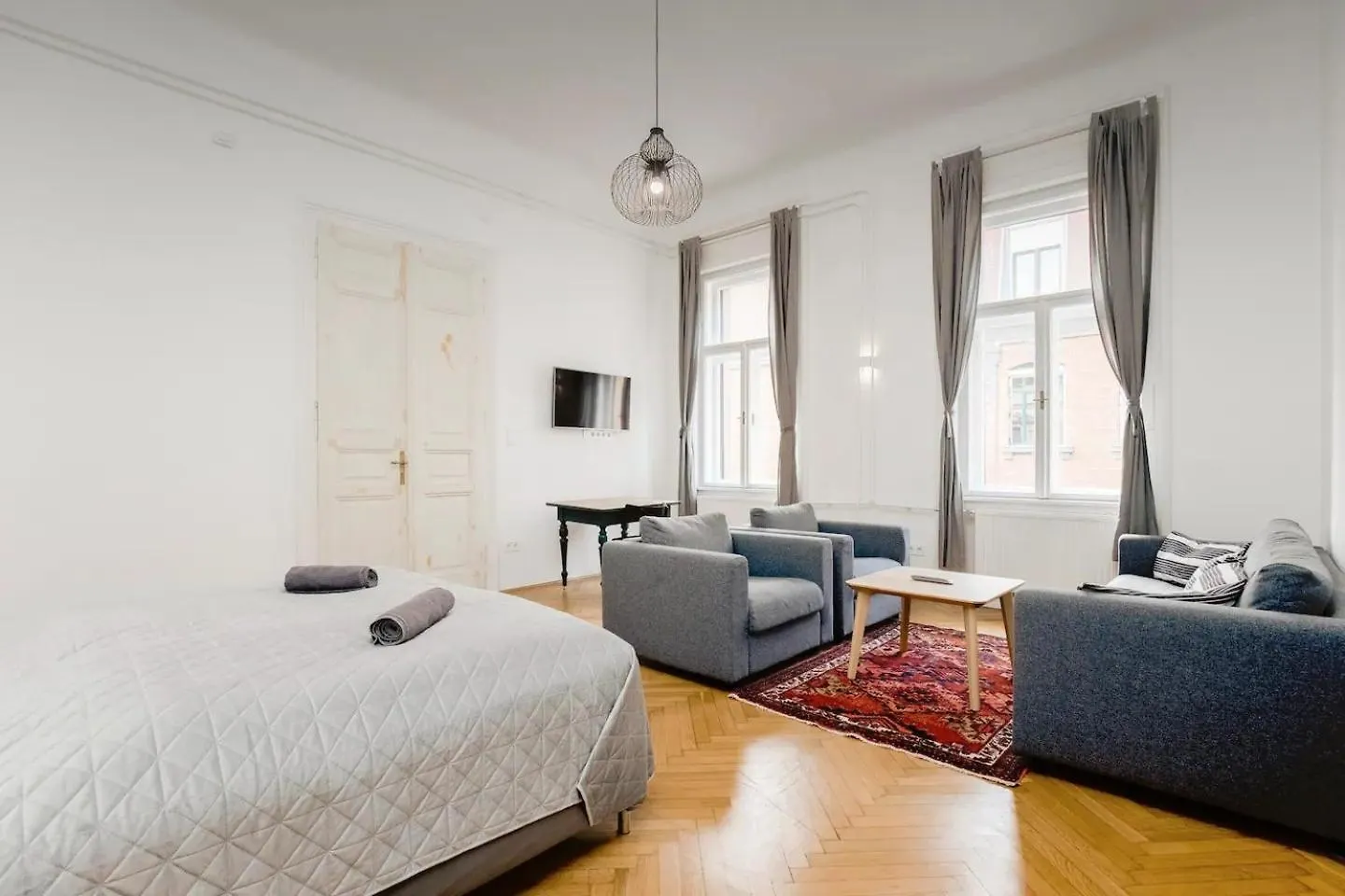 Budapestayz - Izabella Studios Budapest